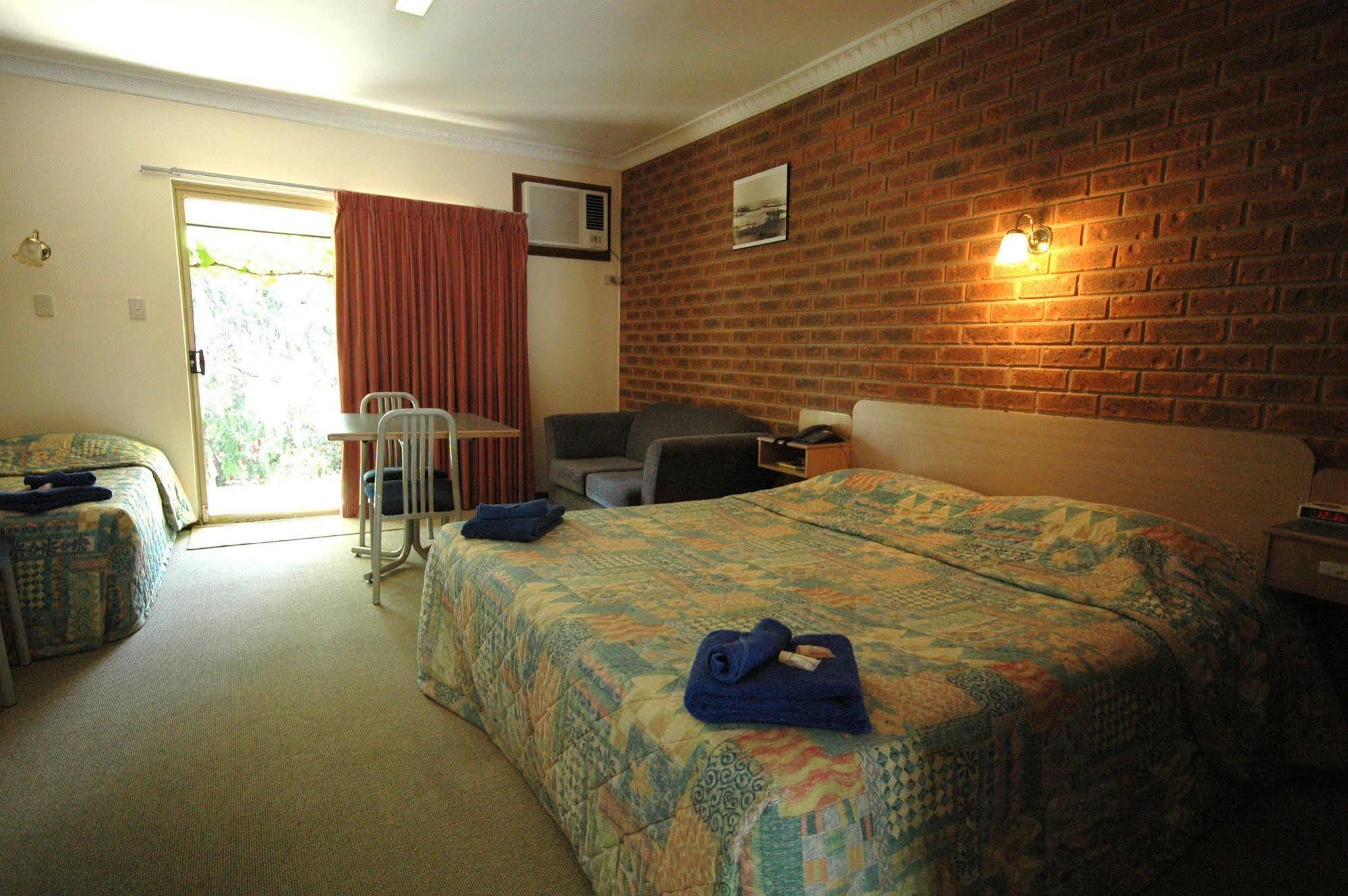 Burra Motor Inn Ruang foto